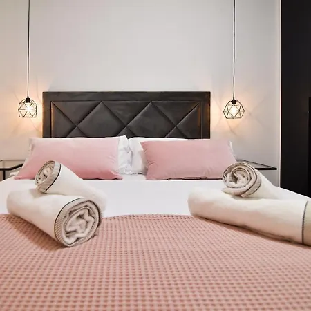 Aparthotel La Perla *