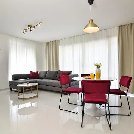 La Perla Apart-hotel