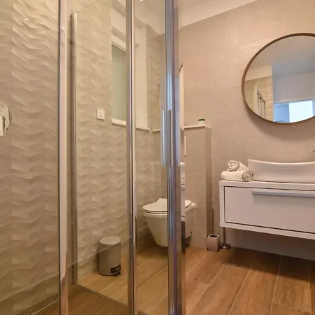 La Perla Apart-hotel *