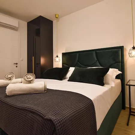 Aparthotel La Perla Bibinje