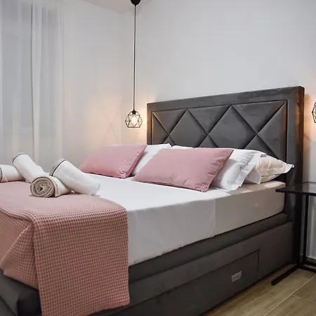 La Perla Aparthotel Bibinje